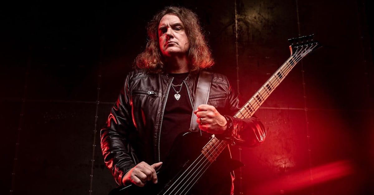 Ex-membros do Megadeth lançam banda com vocalista brasileiro