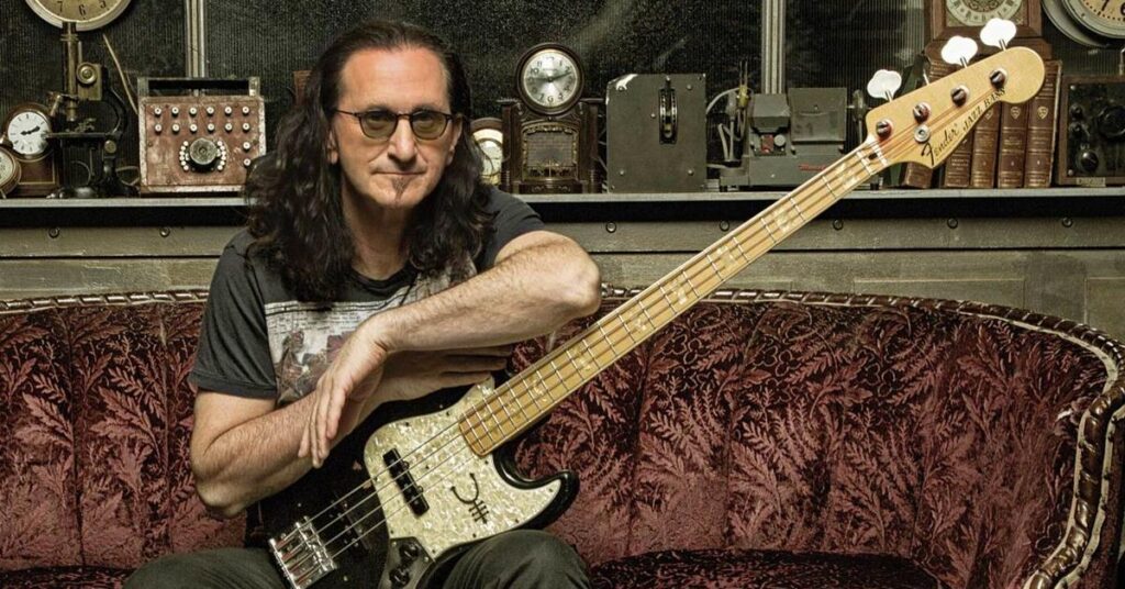 Geddy Lee, vocalista, baixista e tecladista do Rush