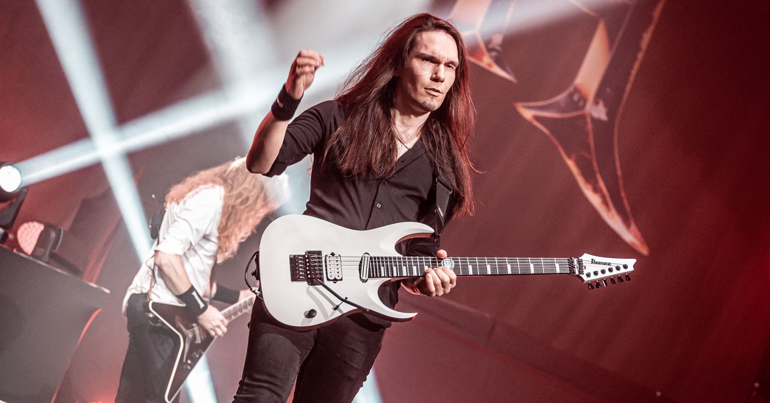 Os guitarristas mais difíceis de se reproduzir no Megadeth, segundo Teemu Mäntysaari