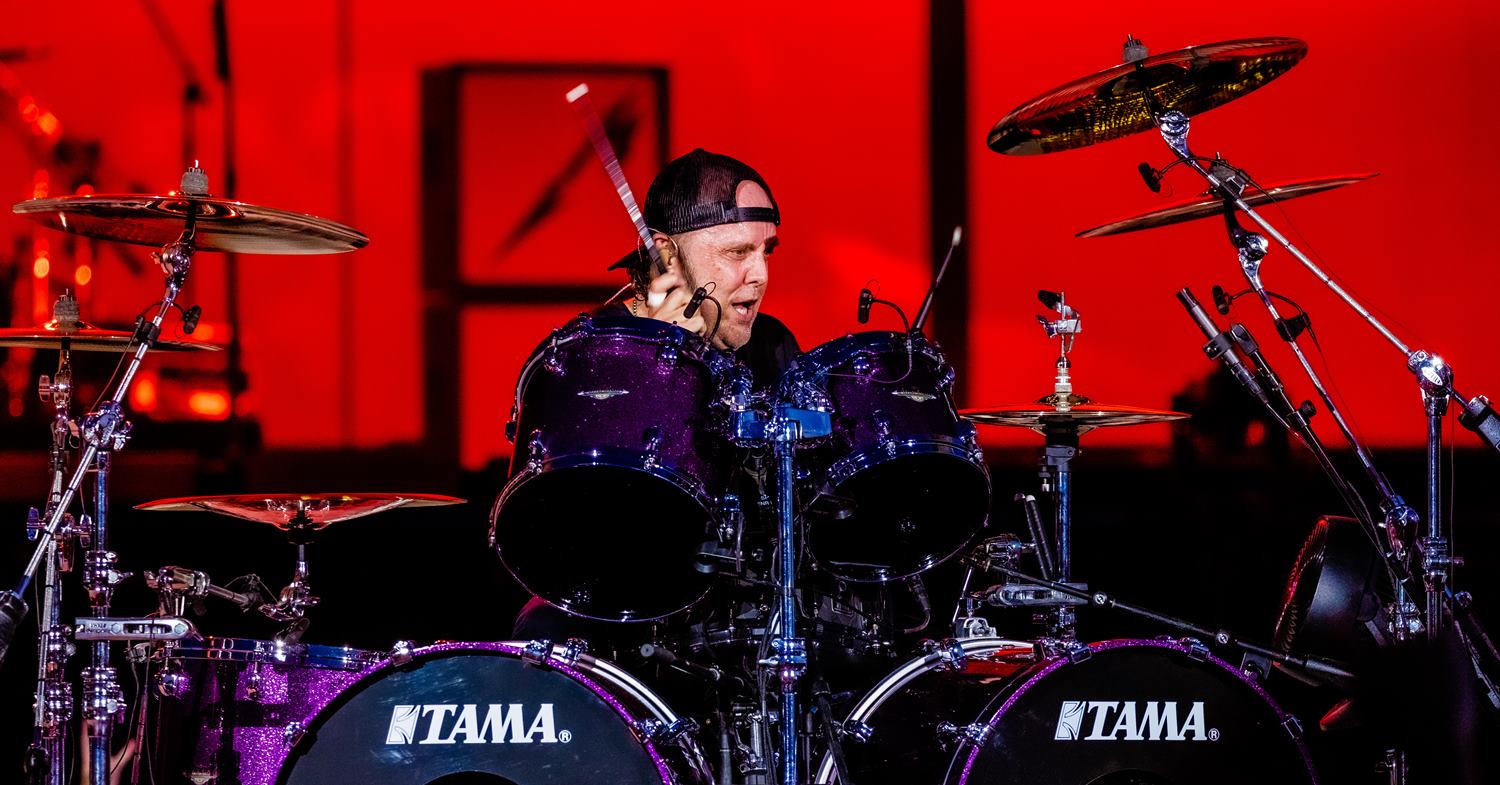 O baterista do Metallica, Lars Ulrich, durante show