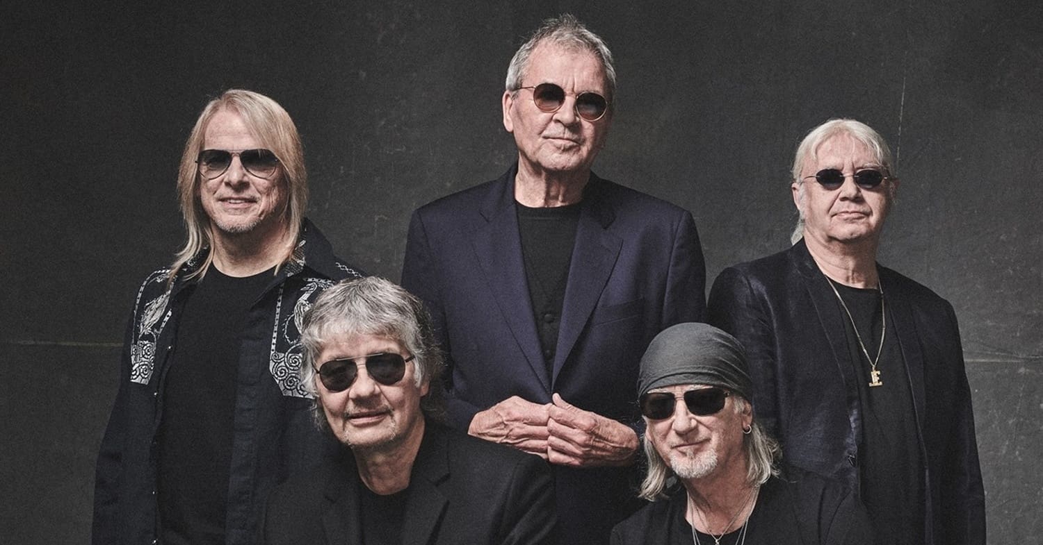 A banda Deep Purple, com o guitarrista Steve Morse ainda na formação, em 2022