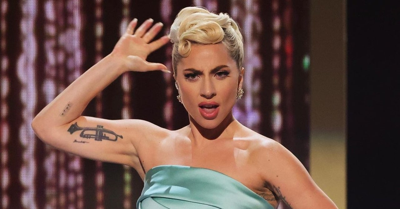 Lady Gaga negocia para ser Arlequina em “Coringa 2”, que pode ser musical