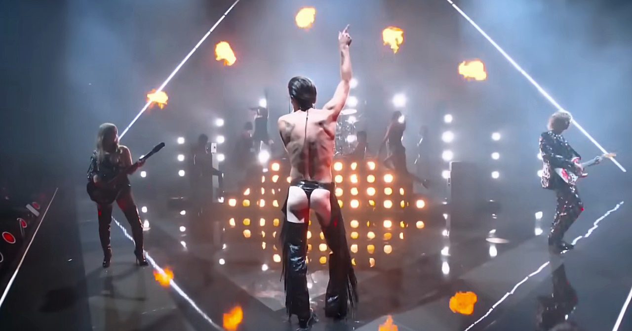 Internautas Acusam MTV De Censurar Show Do M neskin No VMA Internautas Acusam MTV De Censurar Show Do M neskin No VMA