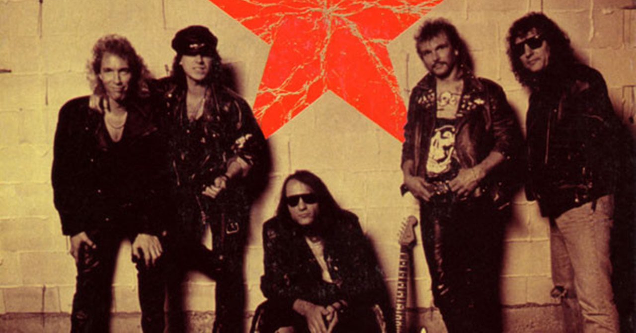 A letra original de Paradise City que Guns N' Roses alterou devido  conteúdo ofensivo