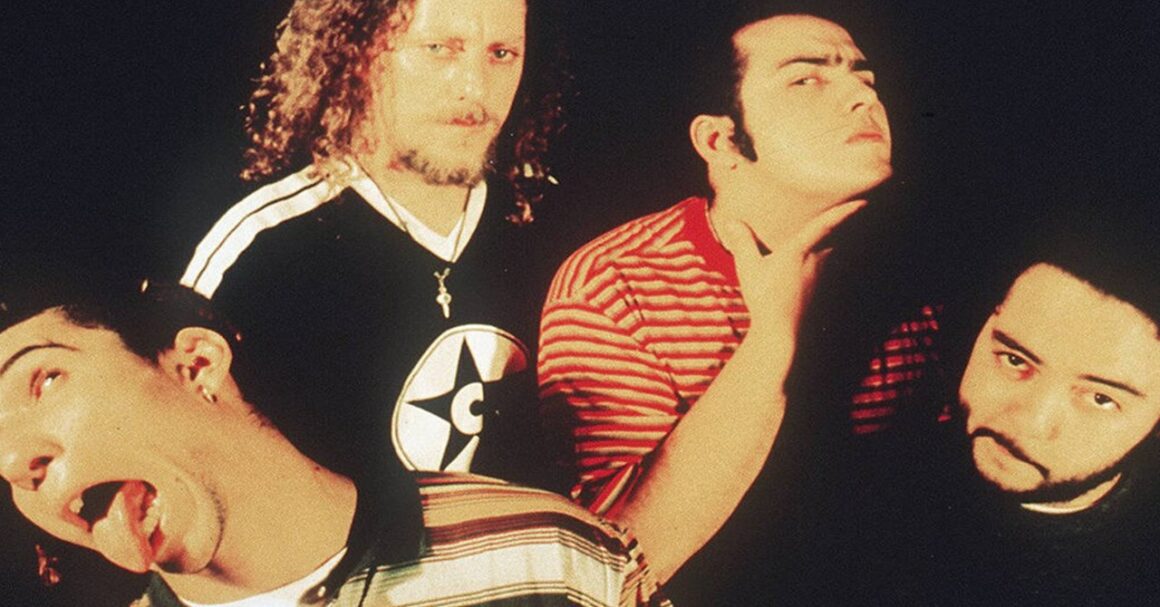 Como a estreia do Raimundos estabeleceu o rock brasileiro dos anos 90