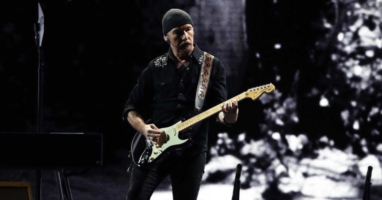 The Edge (U2) é um cientista da guitarra, segundo Max Cavalera