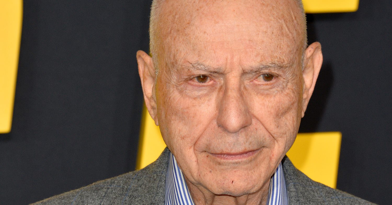 Alan Arkin, de Pequena Miss Sunshine, morre aos 89 anos