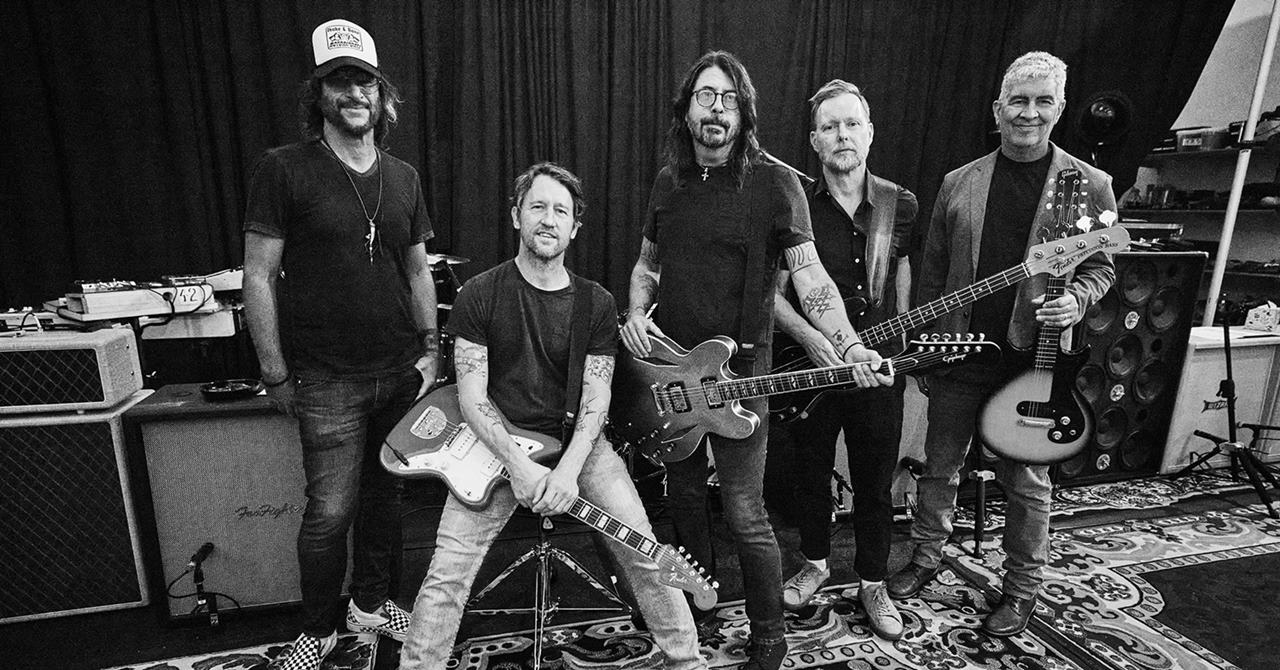 Home - Foo Fighters escrita como se canta  Letra e tradução de música.  Inglês fácil