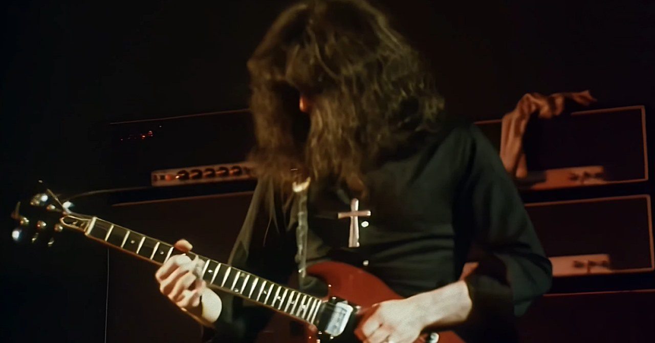 A única música do Black Sabbath que traz backing vocals de Tony Iommi