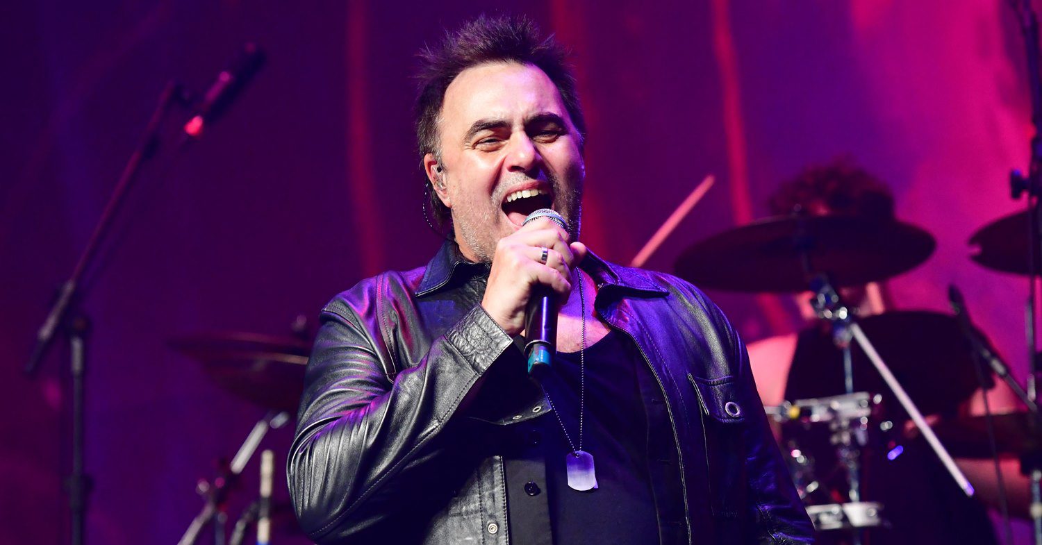 Alírio Netto participará de show do Angra no Bangers Open Air