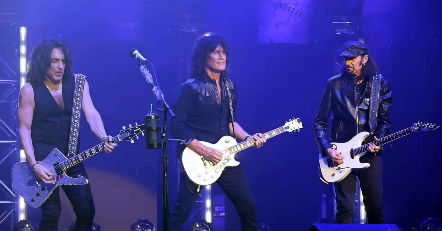 Kiss faz 2º show desde aposentadoria e traz Bruce Kulick para participação