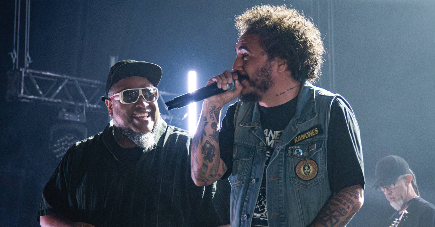 Planet Hemp se despede como lenda em show catártico no Rio