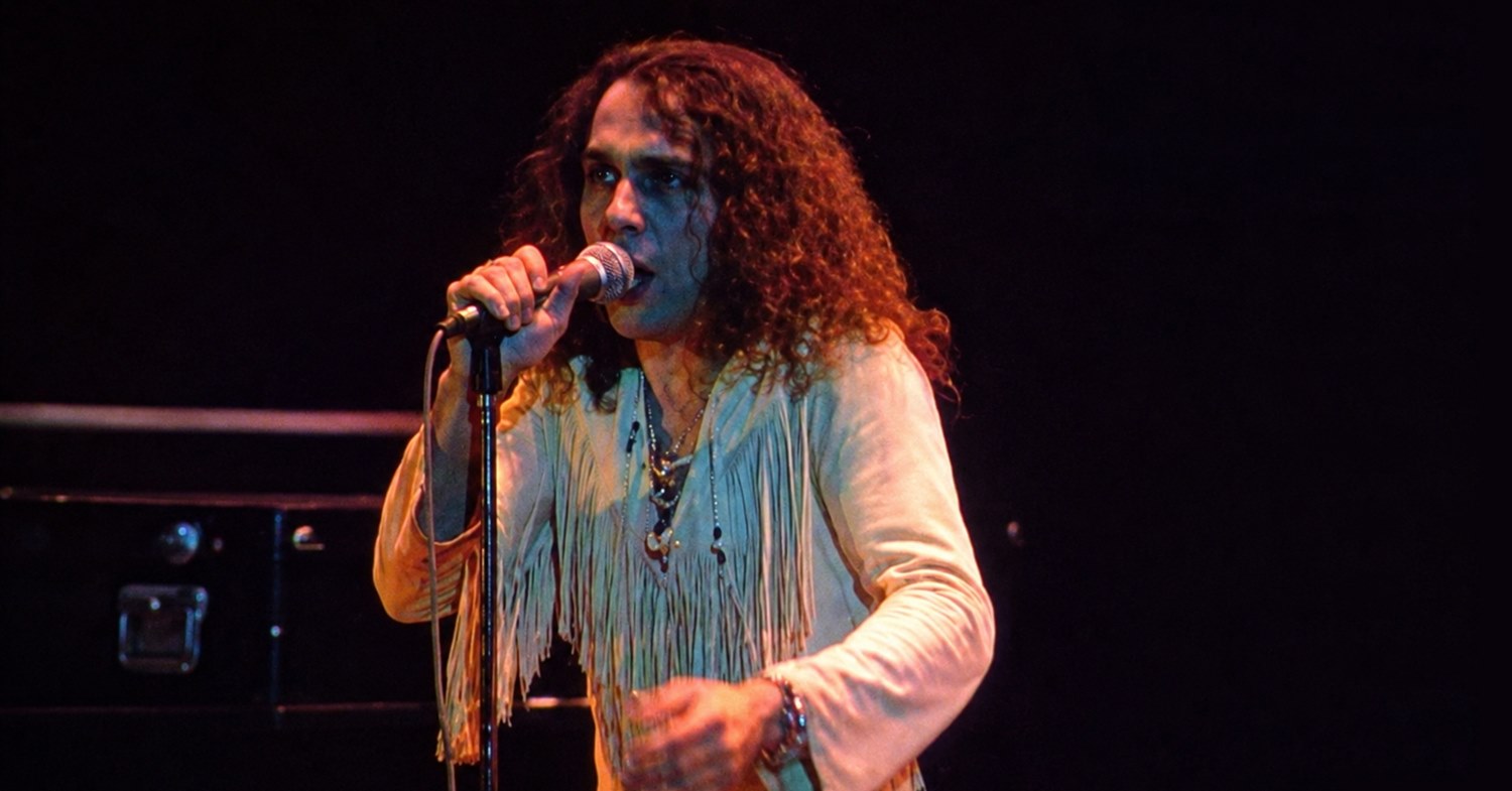 Quando Ronnie James Dio se ofereceu para cantar no Sweet